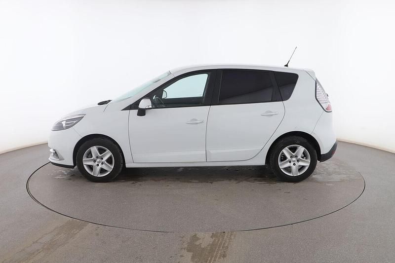 Usado Renault Scénic III 115 CV (84 kW) 2015 Blanco Monovolumen