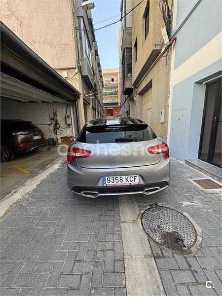 Usado DS Automobiles DS5 Style 181 CV (133 kW) 2017 Gris / plata Utilitario
