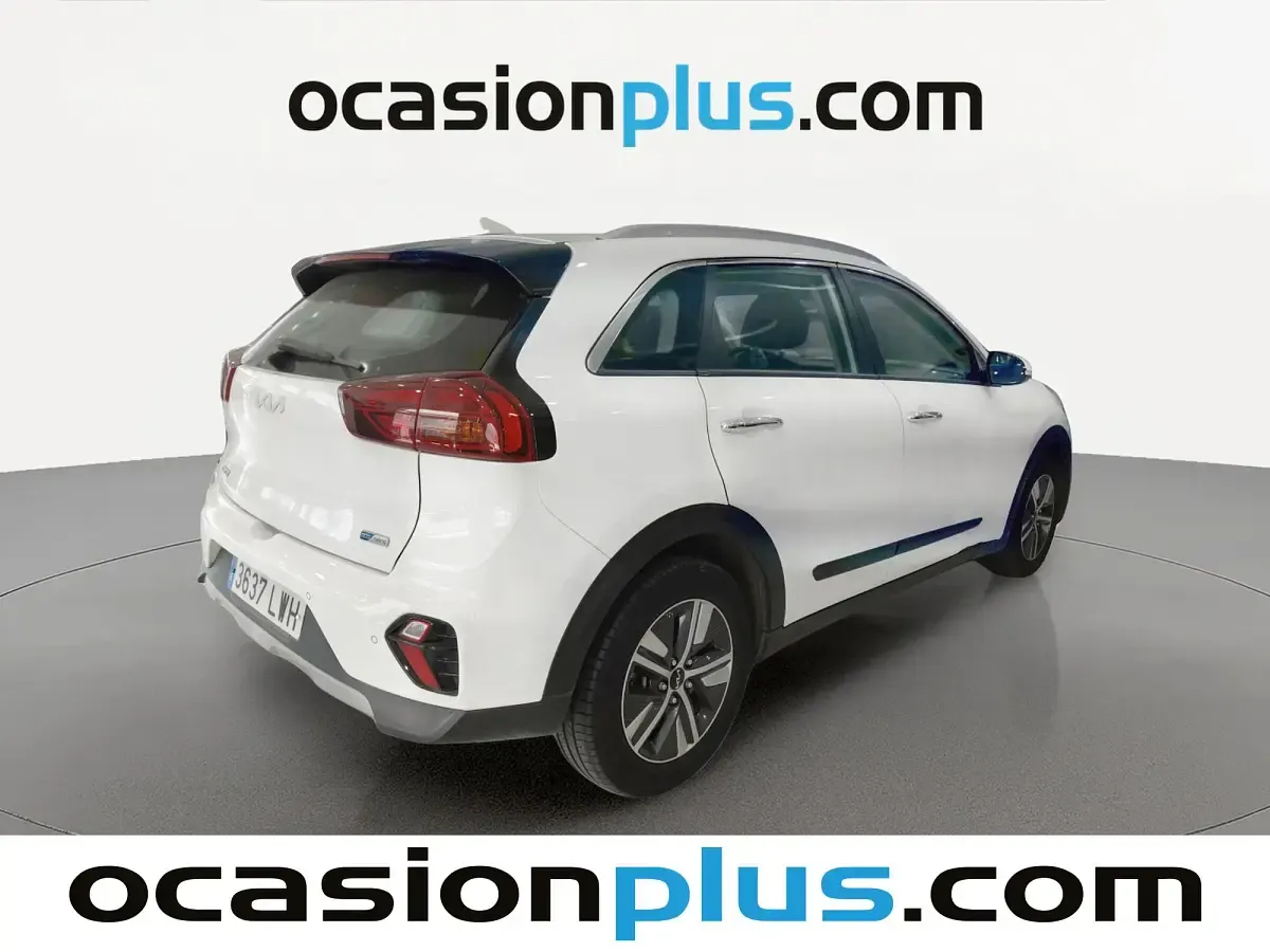 Usado Kia Niro 141 CV (103 kW) 2022 Blanco SUV