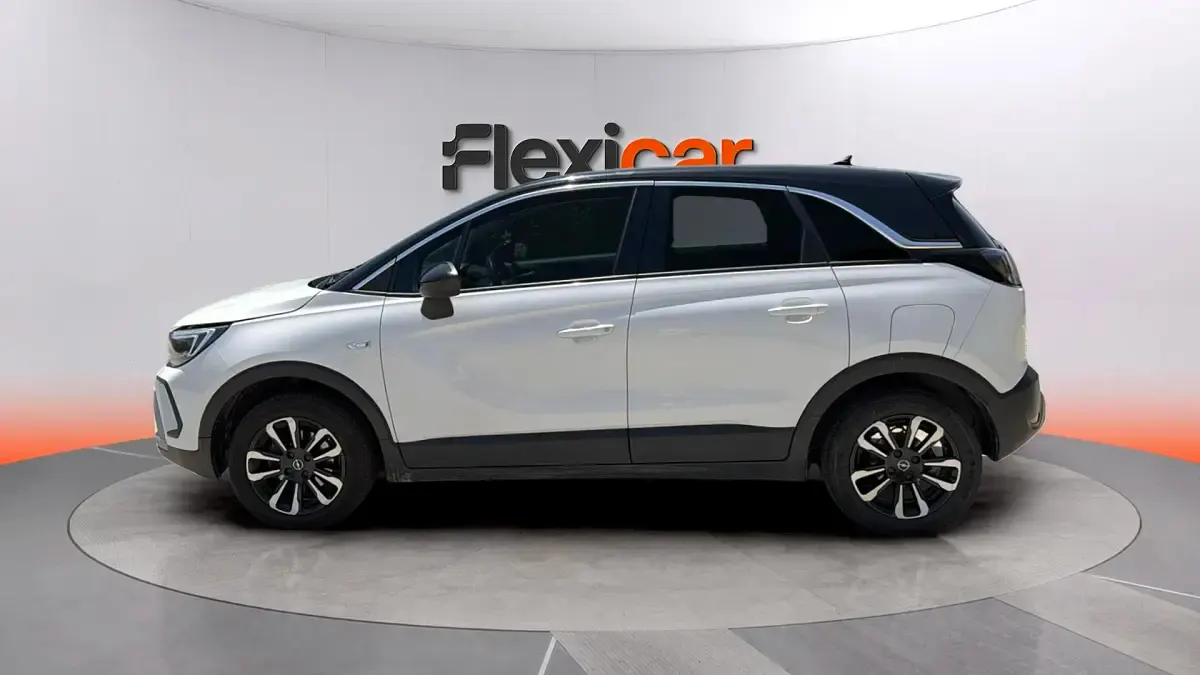 Usado Opel Crossland X Elegance 110 CV (80 kW) 2024 Blanco SUV
