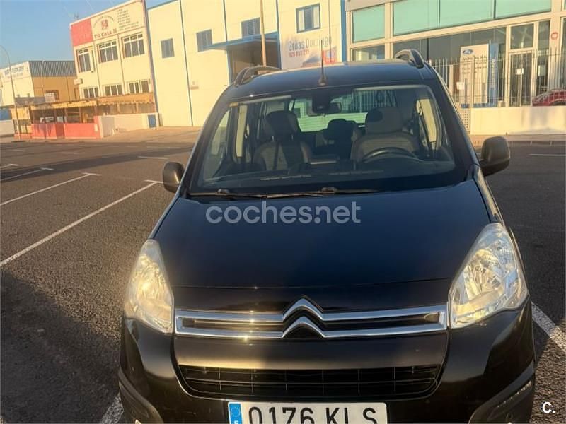 Usado Citroën Berlingo Live 110 CV (80 kW) 2018 Negro Monovolumen