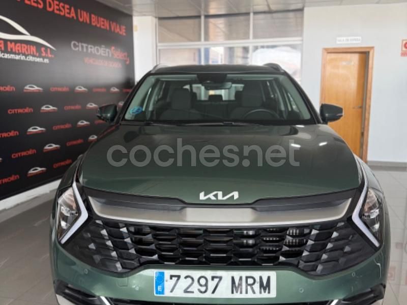 Verde Usado 2024 Kia Sportage SUV | 27.300 € (Precio justo) - Imagen 1/4