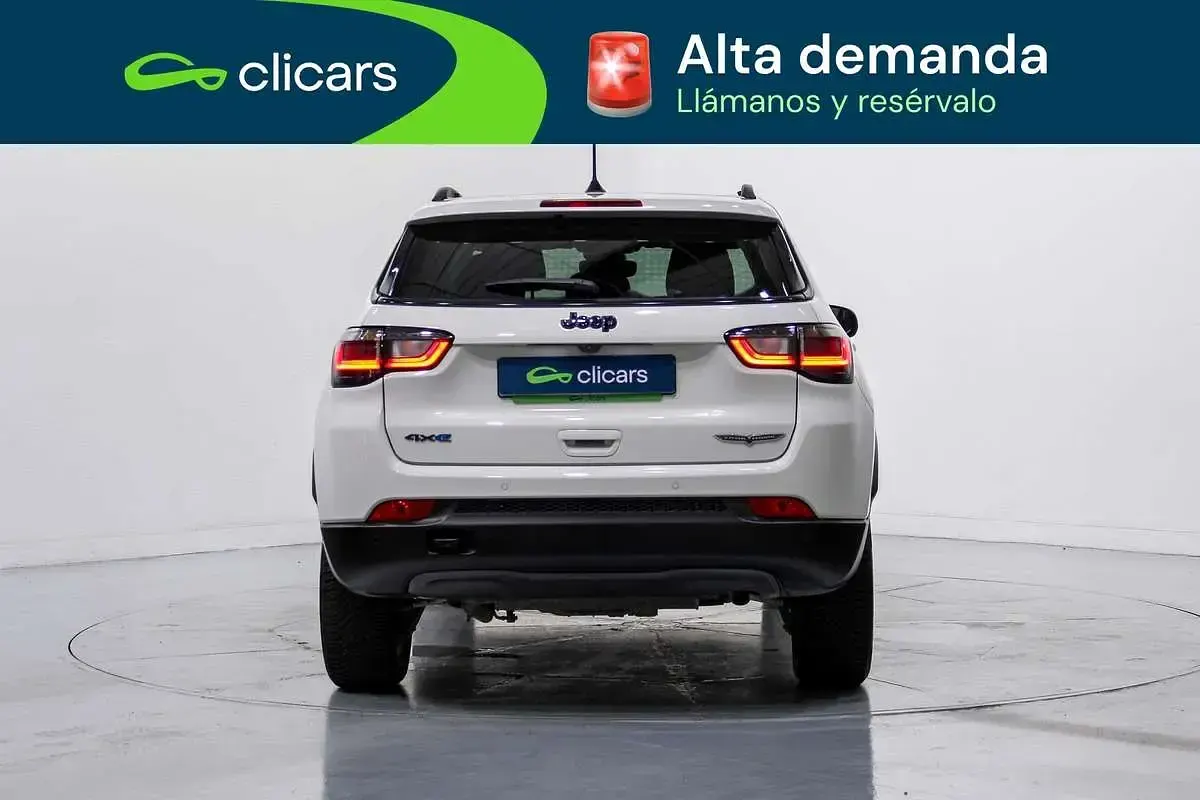 Usado Jeep Compass Trailhawk 179 CV (131 kW) 2024 Blanco SUV