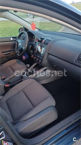 Usado VW Golf VI 105 CV (77 kW) 2008 Azul Utilitario