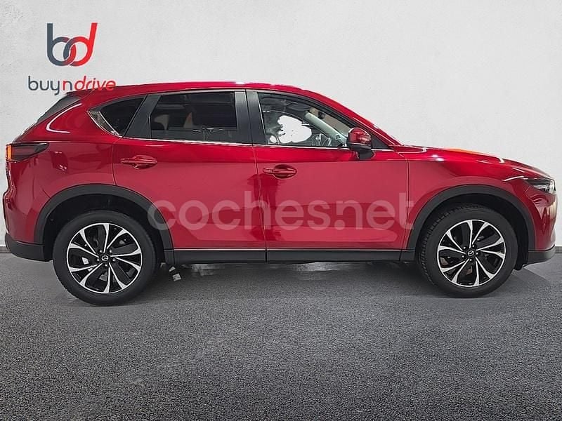 Usado Mazda CX-5 Center-Line 165 CV (121 kW) 2023 Rojo SUV
