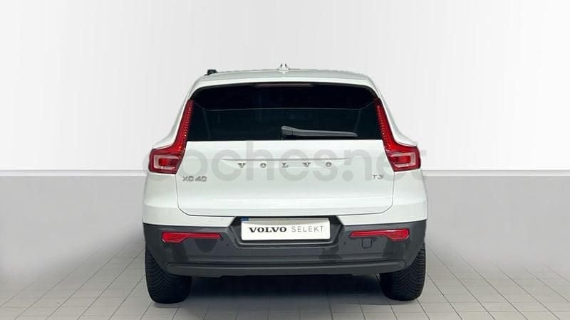 Begagnad Volvo XC40 156 HK (114 kW) 2018 Vit SUV