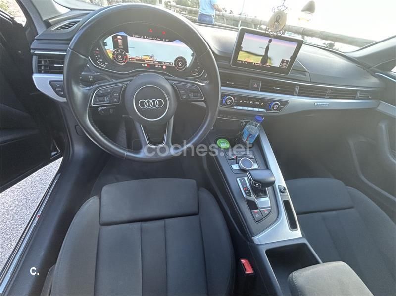Usado Audi A4 S-Line 190 CV (139 kW) 2019 Gris / plata Familiar