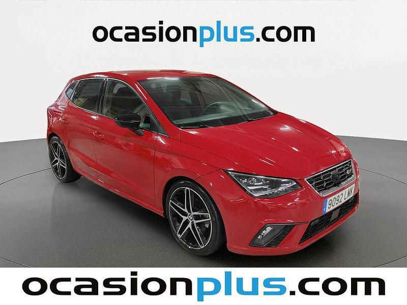 Usado Seat Ibiza FR 110 CV (80 kW) 2021 Rojo Utilitario