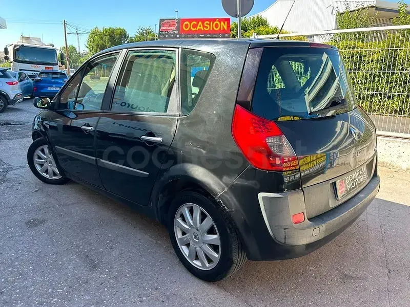 Usado Renault Scénic II Dynamique 105 CV (77 kW) 2006 Negro Monovolumen