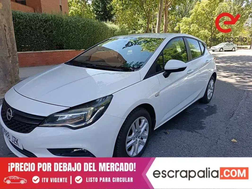 Usado Opel Astra Business 110 CV (80 kW) 2017 Blanco Utilitario