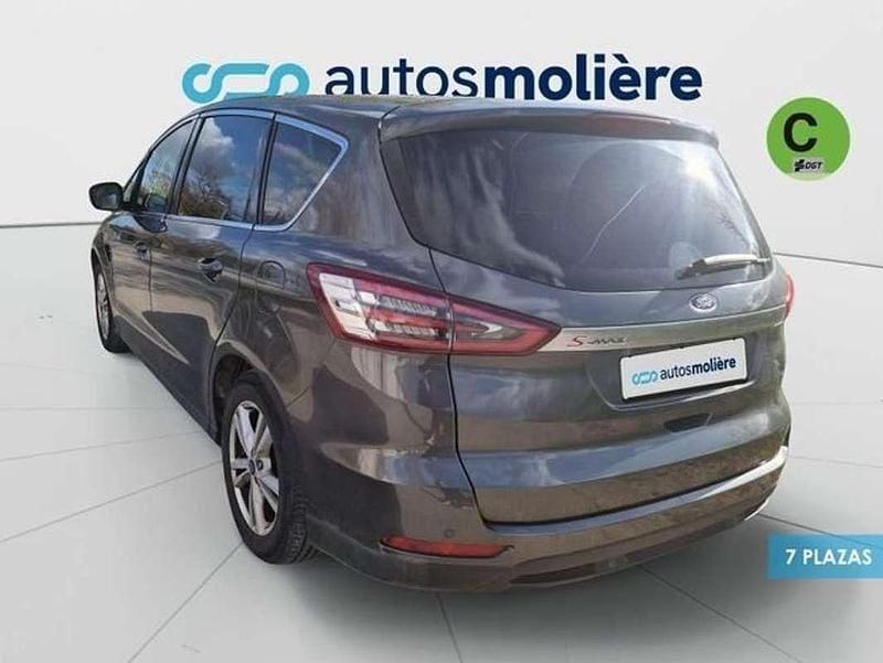 Usado Ford S-MAX Titanium 150 CV (110 kW) 2018 Gris Monovolumen