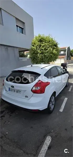 Usado Ford Focus Titanium 125 CV (91 kW) 2015 Blanco Berlina