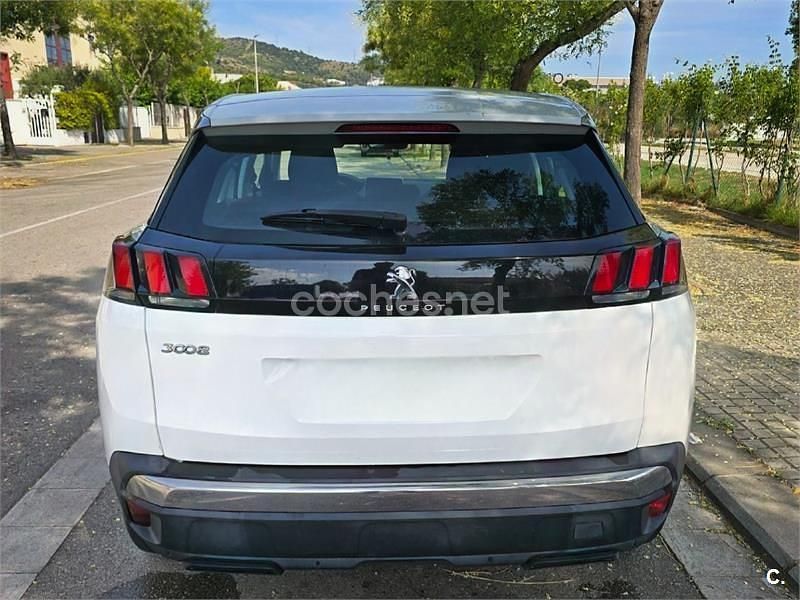 Blanco Usado 2018 Peugeot 3008 Active SUV | 8750 € (Super precio) - Imagen 1/4