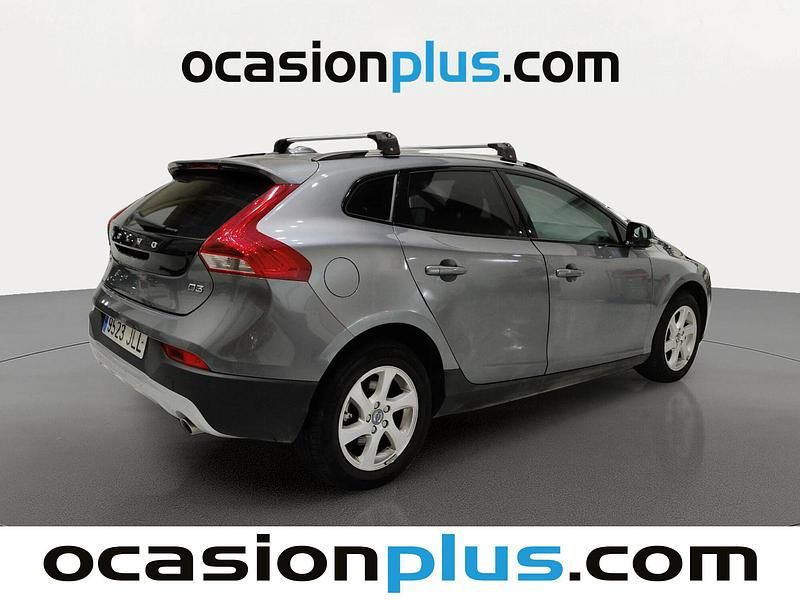 Usado Volvo V40 CC Momentum 150 CV (110 kW) 2016 Gris / plata Familiar