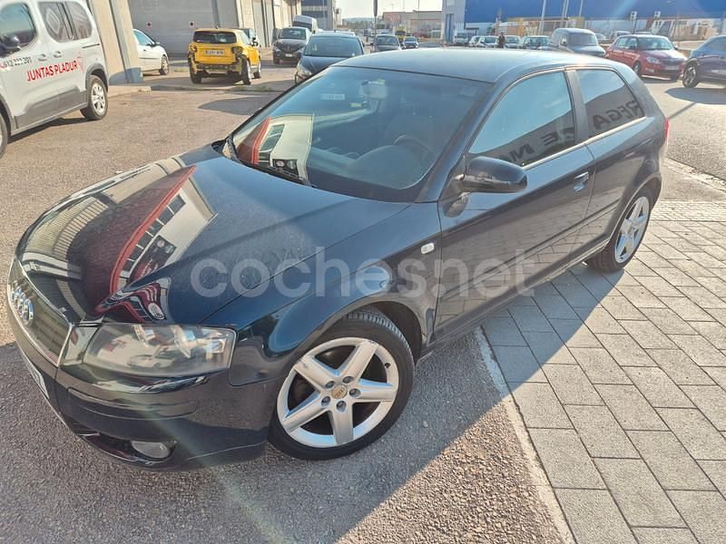 Usado Audi A3 Ambition 140 CV (102 kW) 2005 Azul Berlina