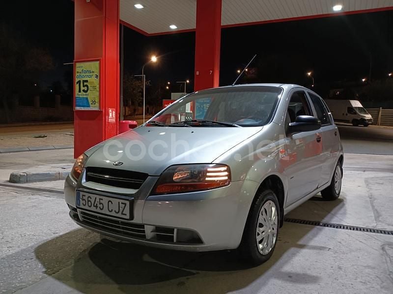 Beige Usado 2004 Chevrolet Kalos SE Berlina | 2500 € (Precio justo) - Imagen 1/4