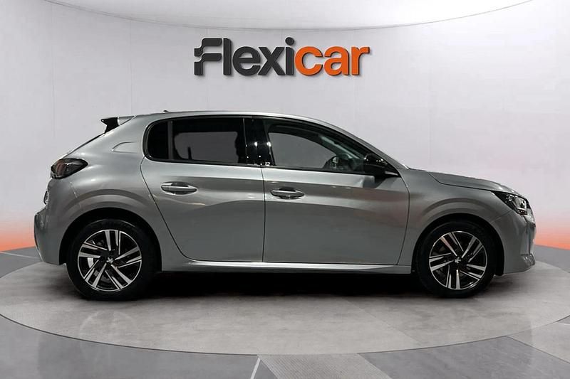 Usado Peugeot 208 Allure 101 CV (74 kW) 2023 Gris Utilitario