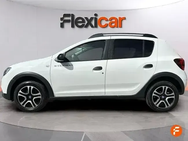 Usado Dacia Sandero Essentiel 100 CV (73 kW) 2020 Blanco Utilitario