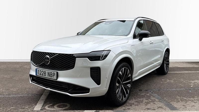 Usado Volvo XC90 Plus 455 CV (334 kW) 2025 Gris SUV