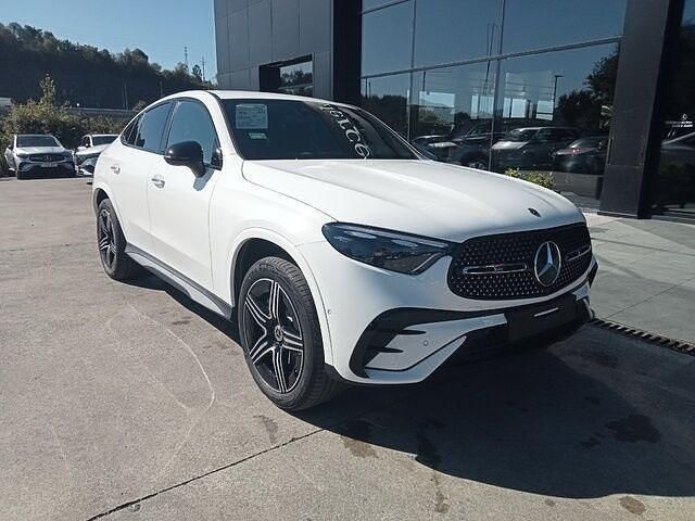 Usado Mercedes GLC300e 333 CV (244 kW) 2024 Negro SUV