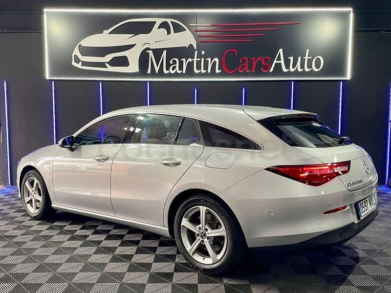 Usado Mercedes CLA250e Shooting Brake 218 CV (160 kW) 2020 Gris / plata Familiar