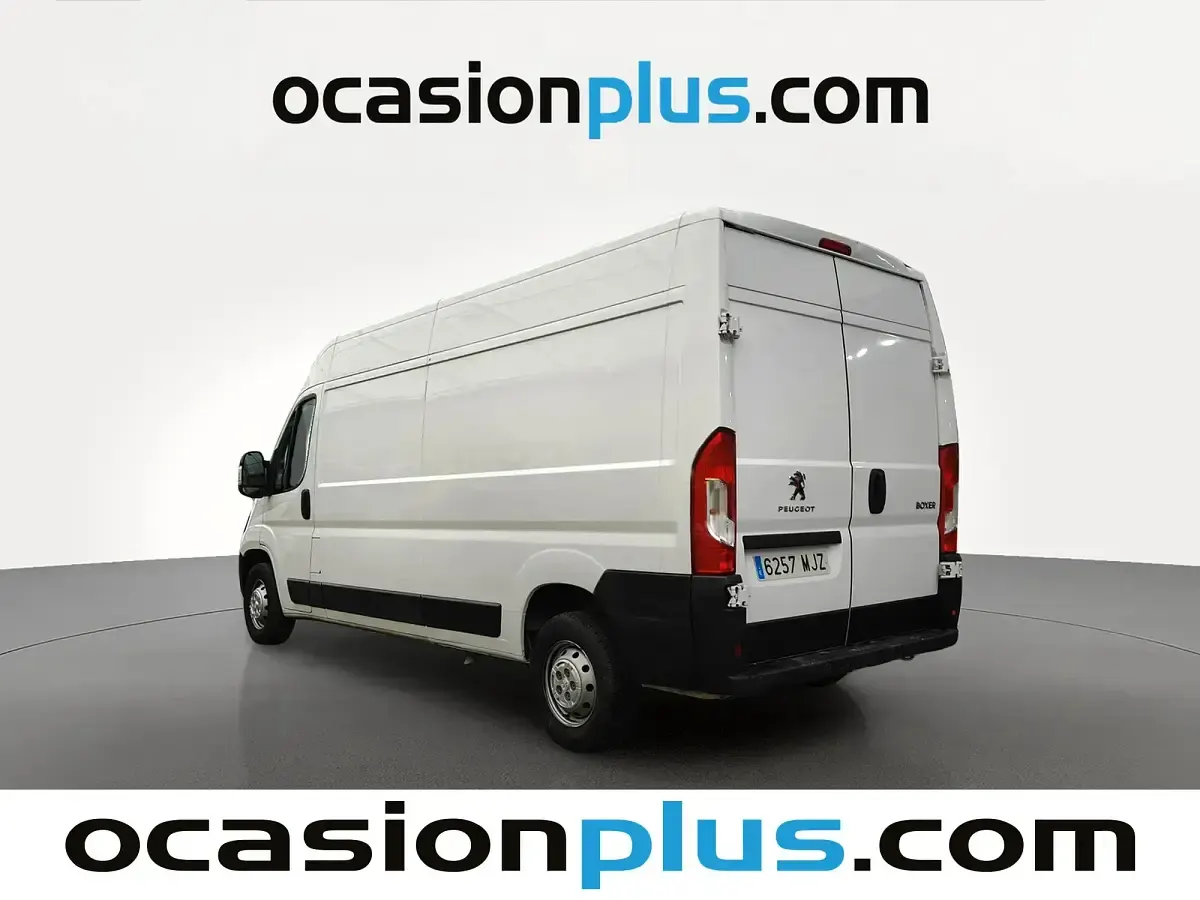 Usado Peugeot Boxer S 140 CV (102 kW) 2023 Blanco Van