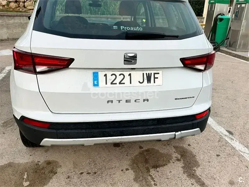 Usado Seat Ateca Ecomotive 115 CV (84 kW) 2017 Blanco SUV