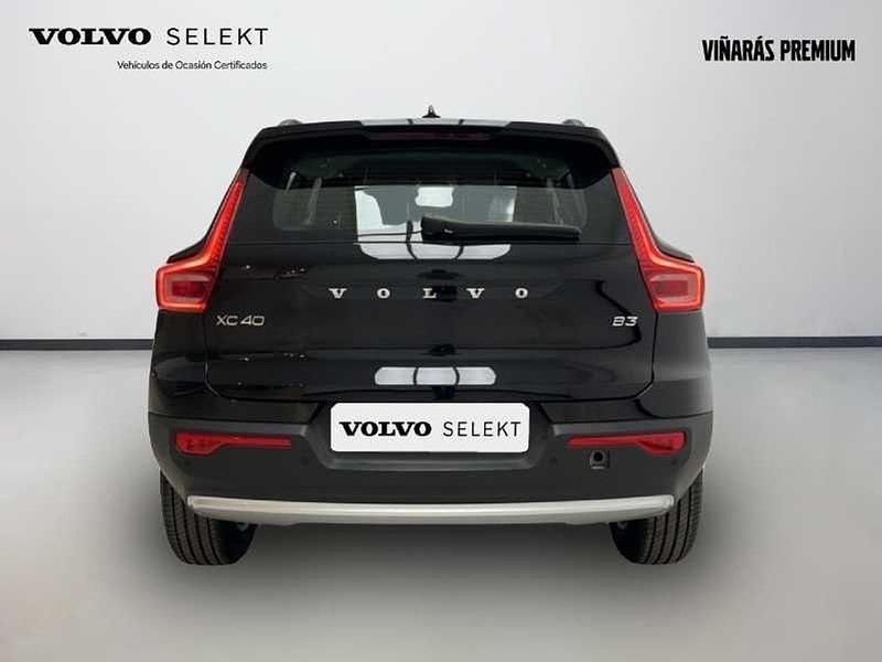 Nuevo Volvo XC40 163 CV (119 kW) 2025 Negro SUV