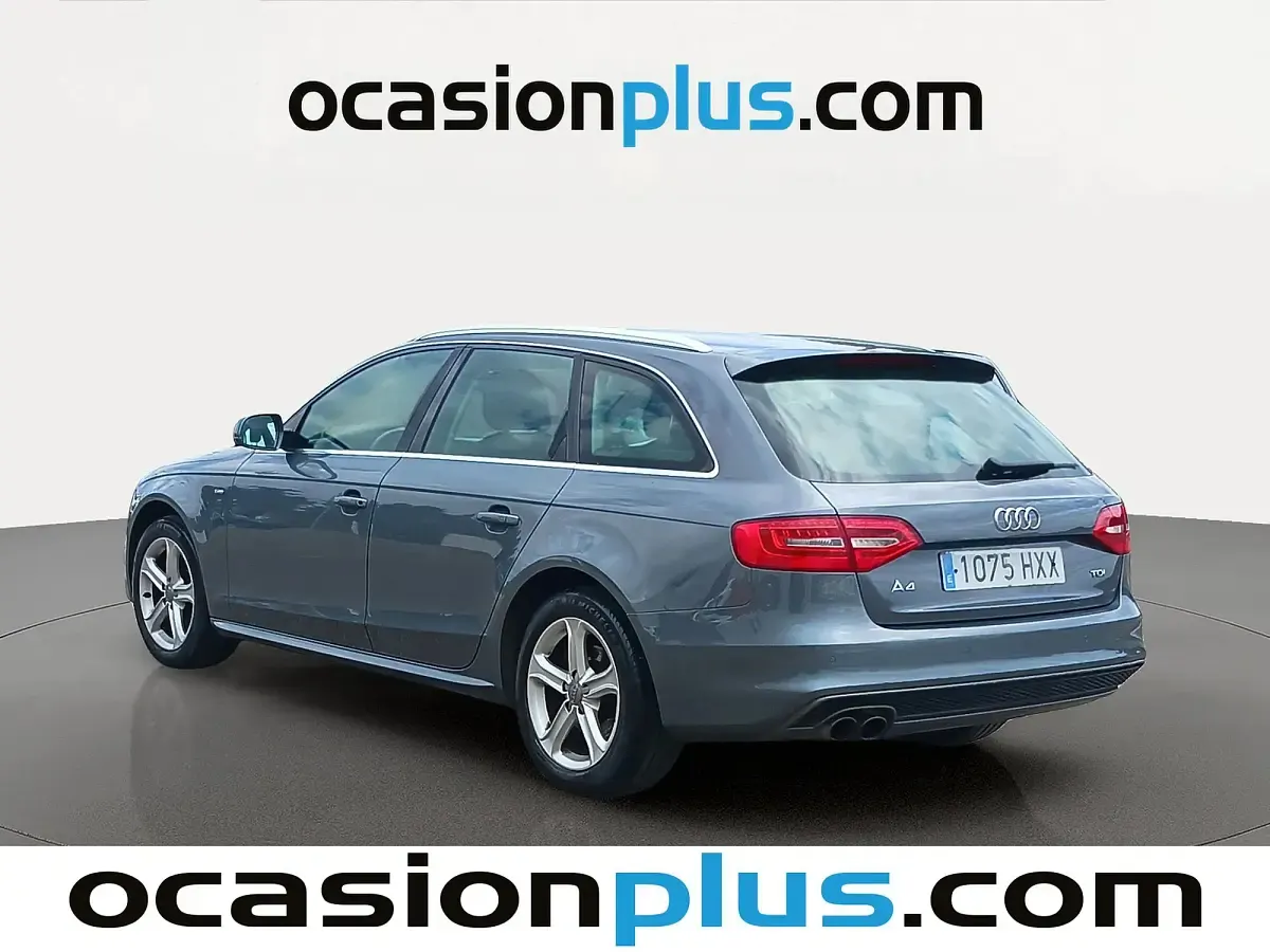 Usado Audi A4 S-Line 150 CV (110 kW) 2014 Gris Familiar