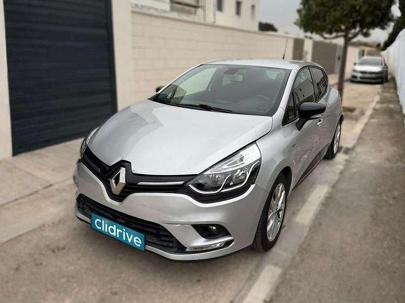 Usado Renault Clio IV Zen 91 CV (66 kW) 2019 Gris Utilitario