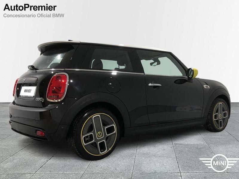 Używany Mini Cooper SE 135 kW (184 KM) 2020 Czarny Hatchback
