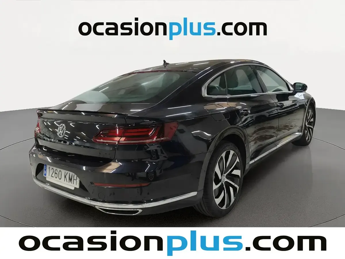 Usado VW Arteon R-line 150 CV (110 kW) 2018 Negro Utilitario