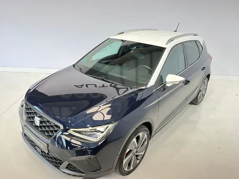 Usado Seat Arona FR 150 CV (110 kW) 2022 Azul SUV