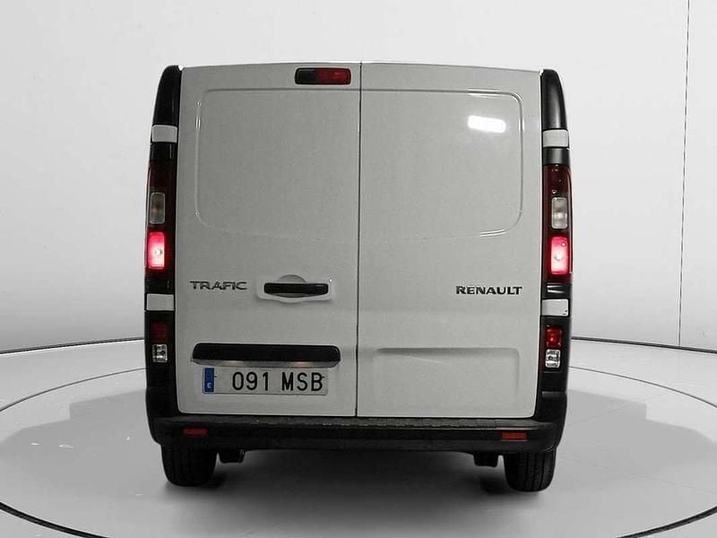 Usado Renault Trafic 132 CV (97 kW) 2024 Blanco Monovolumen