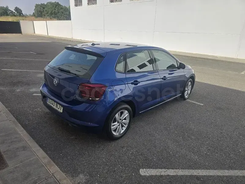 Usado VW Polo Advance 95 CV (69 kW) 2019 Azul Utilitario