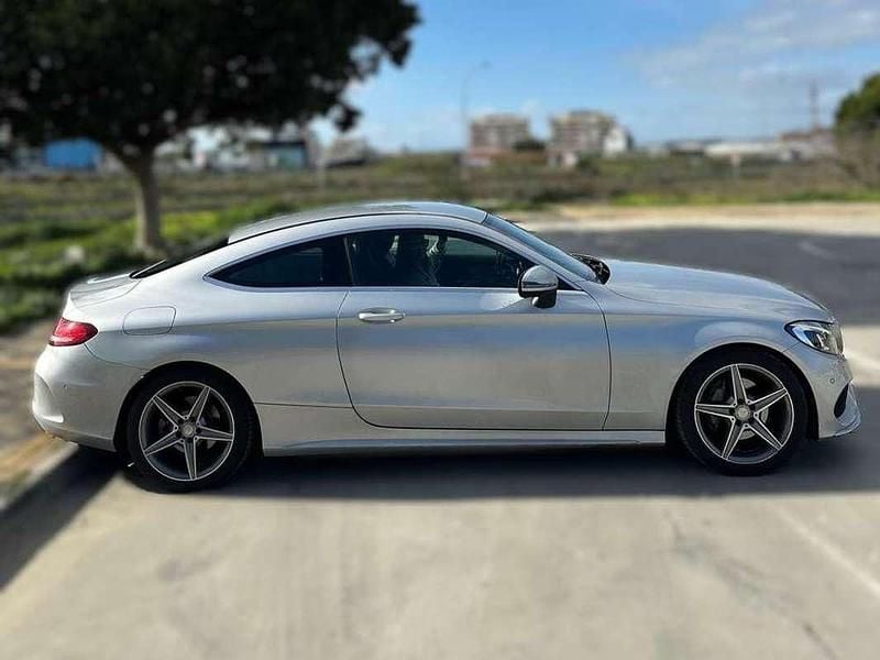 Usado Mercedes C220 170 CV (125 kW) 2017 Gris Coupe
