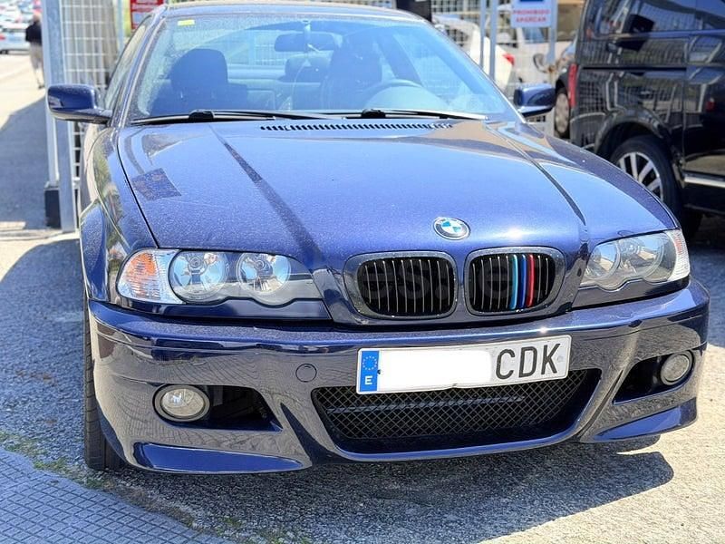 Usado BMW 330 Sport Line 231 CV (169 kW) 2003 Azul Coupe