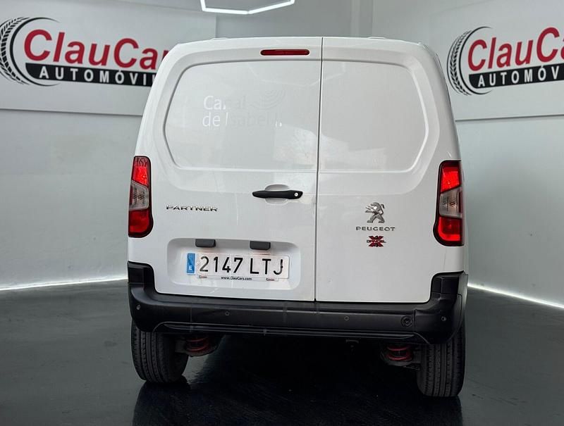 Usado Peugeot Partner S 130 CV (95 kW) 2021 Blanco Monovolumen