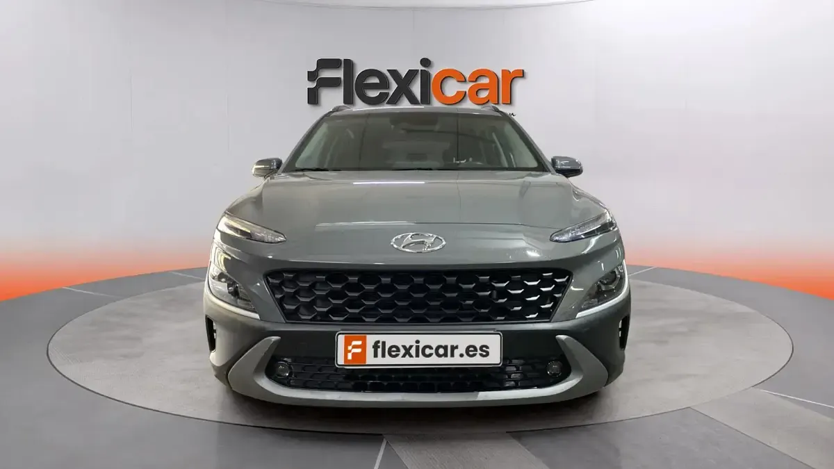 Usado Hyundai Kona 141 CV (103 kW) 2022 Gris SUV