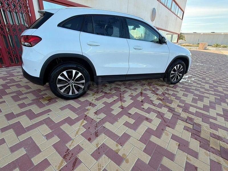 Usado Mercedes GLA220 190 CV (139 kW) 2022 Blanco SUV