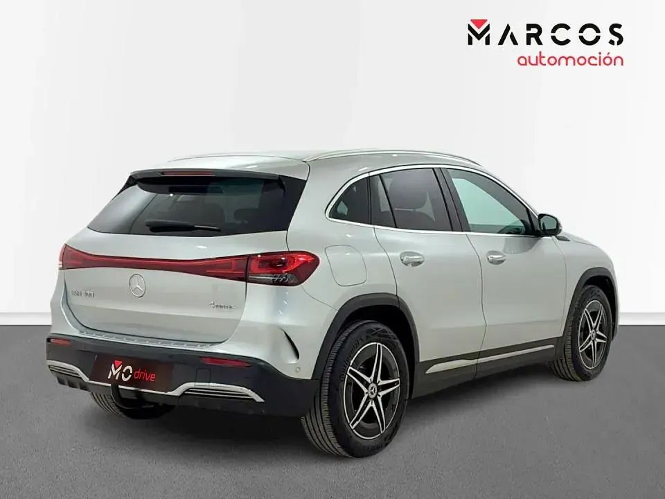 Begagnad Mercedes EQA300 167 kW (228 HK) 2022 SUV
