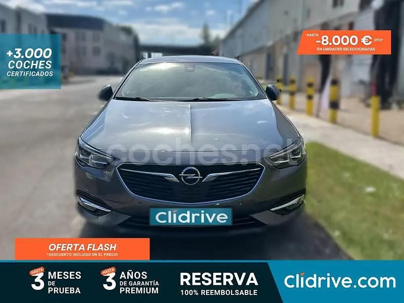 Usado Opel Insignia Selective 136 CV (100 kW) 2017 Gris / plata Berlina