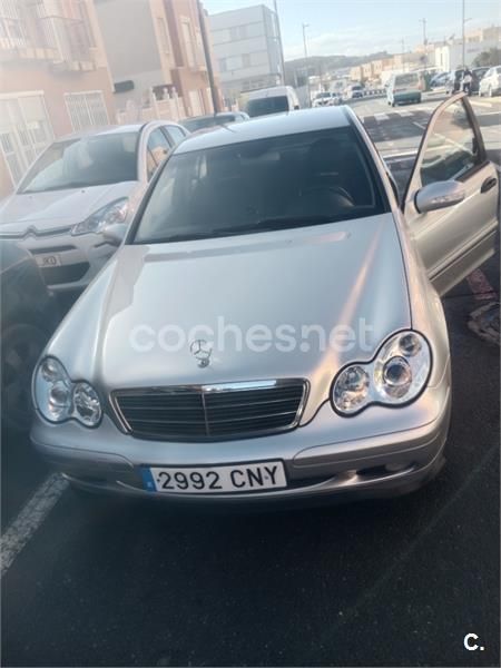 Gris / plata Usado 2003 Mercedes C220 Classic Berlina | 5000 € (Precio justo) - Imagen 1/4