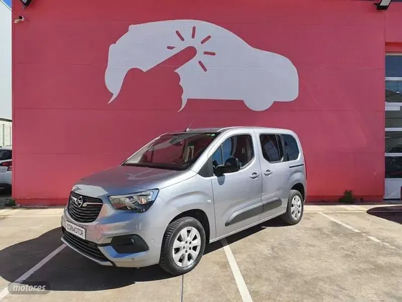 Usado Opel Combo S 131 CV (96 kW) 2021 Gris Monovolumen