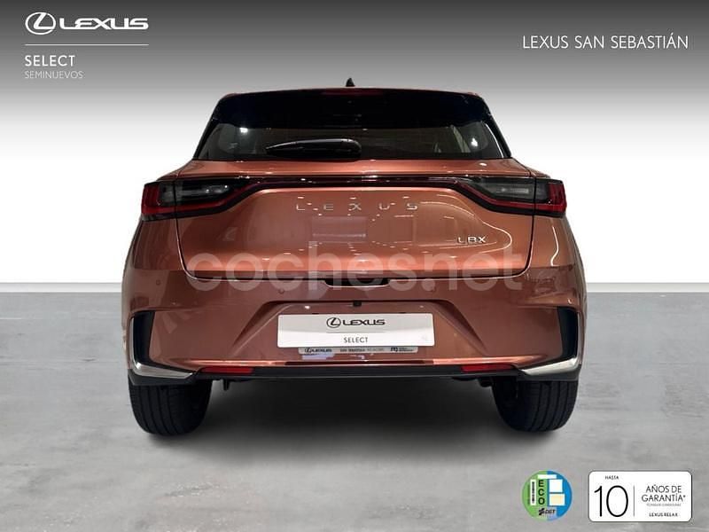 Nuevo Lexus LBX 136 CV (100 kW) 2025 Granate SUV
