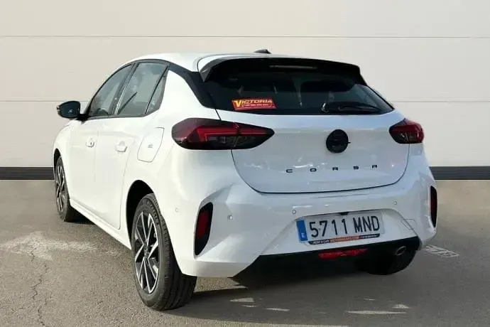 Usado Opel Corsa S 101 CV (74 kW) 2024 Blanco Utilitario