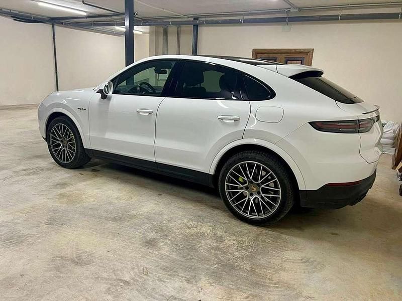 Usado Porsche Cayenne 461 CV (339 kW) 2023 Blanco SUV