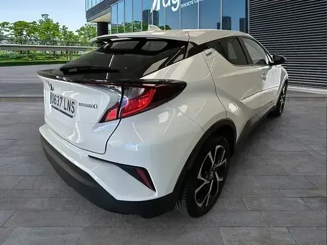 Usado Toyota C-HR Advance 122 CV (89 kW) 2021 Blanco SUV