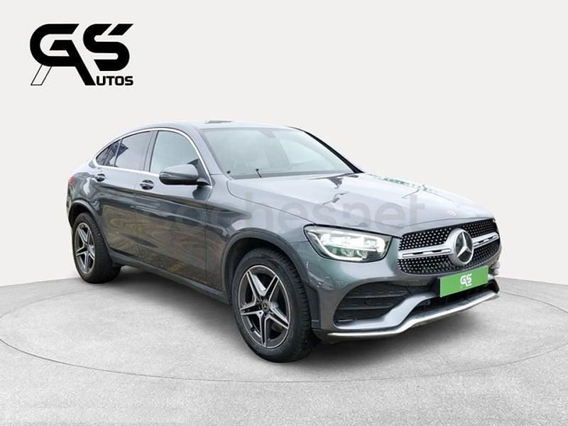 Usado Mercedes GLC220 194 CV (142 kW) 2022 Gris / plata Coupe