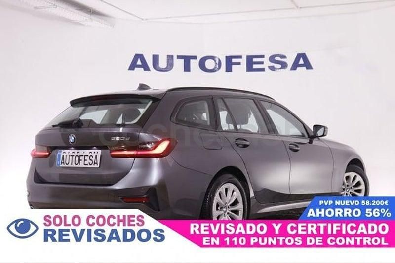 Usado BMW 320e 190 CV (139 kW) 2021 Gris / plata Familiar